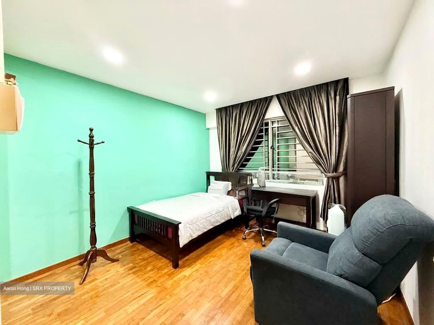 Blk 894 TAMPINES GROVE (Tampines), HDB Executive #603674581